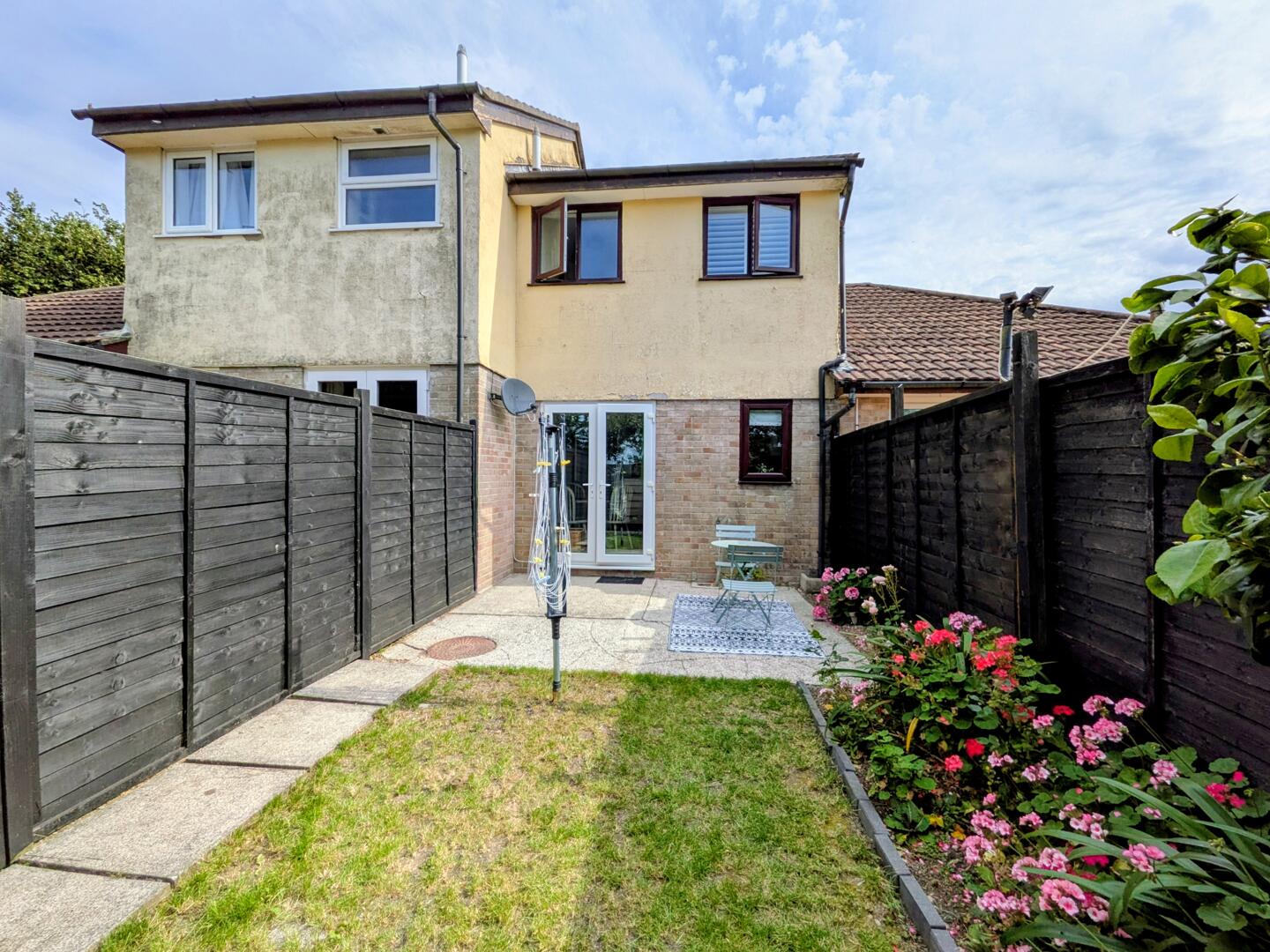 2 bed property in Tre Worgan Court, Truro